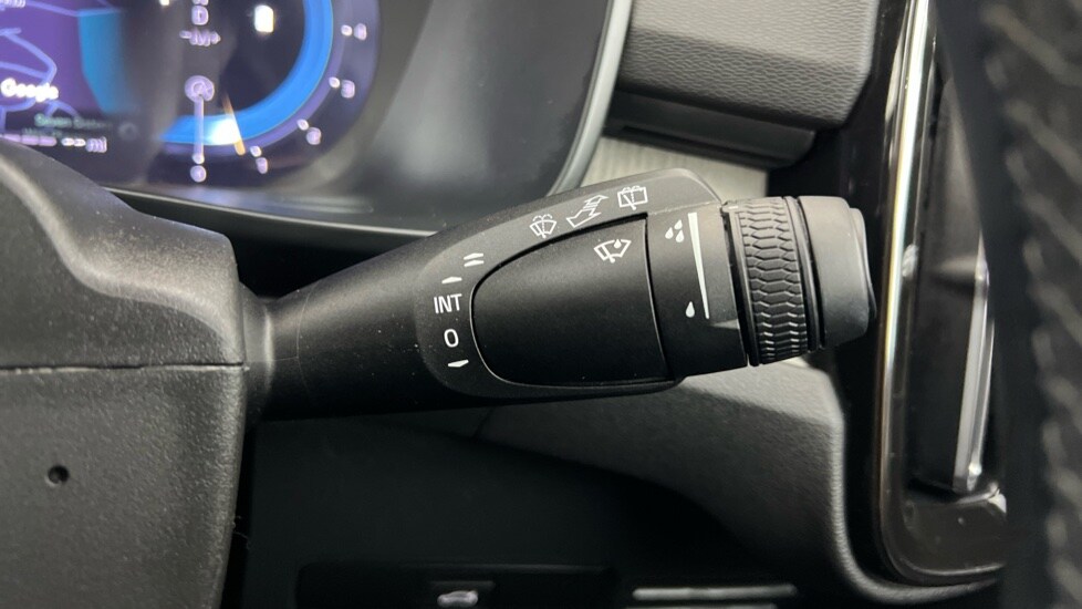 Used Volvo XC40 2024 for sale - 75763465: Photo 23