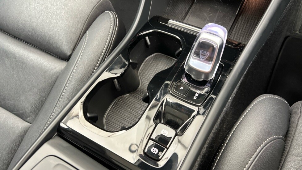 Used Volvo XC40 2024 for sale - 75763465: Photo 25