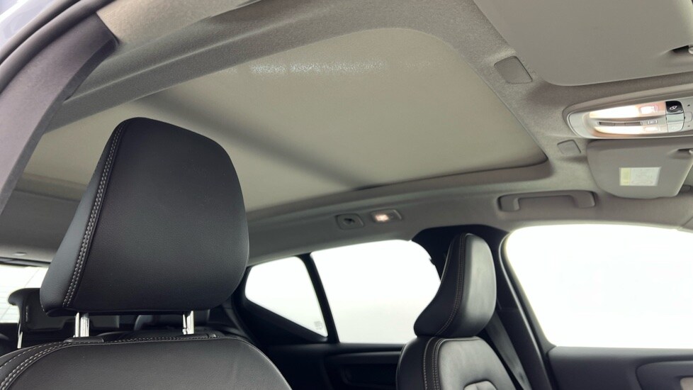 Used Volvo XC40 2024 for sale - 75763465: Photo 31