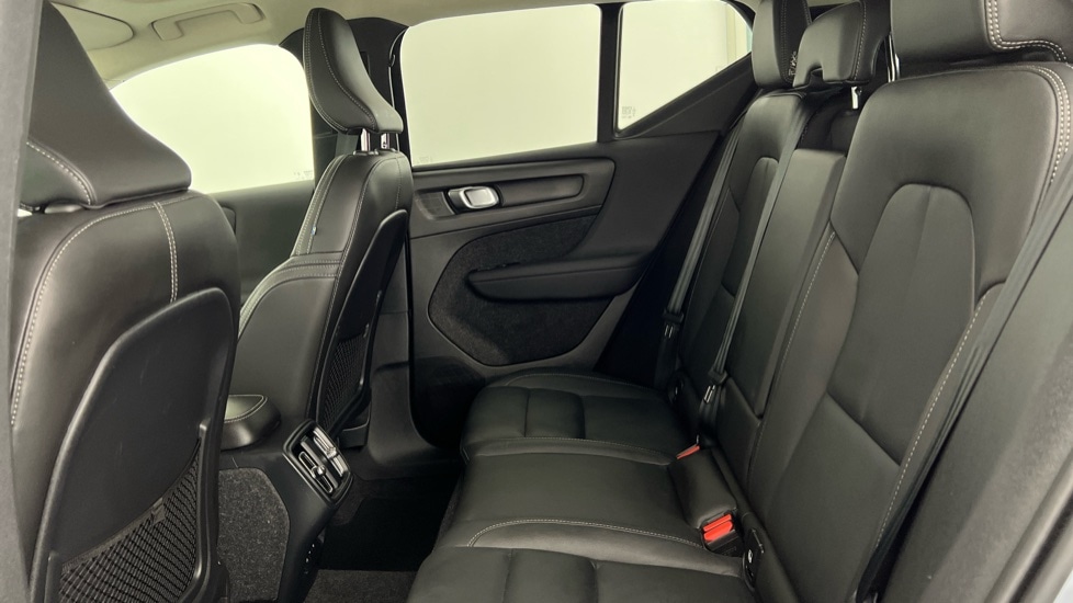 Used Volvo XC40 2024 for sale - 75763465: Photo 33