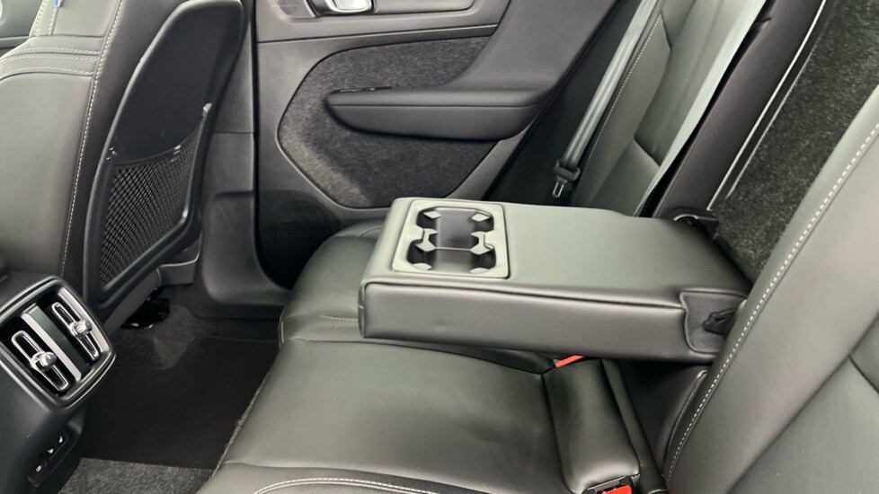 Used Volvo XC40 2024 for sale - 75763465: Photo 34