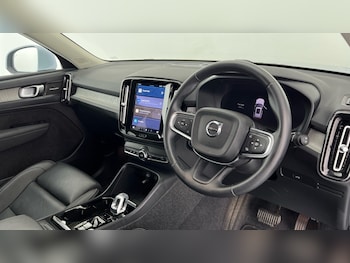 Used Volvo XC40 2024 for sale - 75763465: Photo
