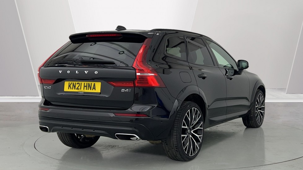 Used Volvo XC60 2021 for sale - 76180205: Photo 2