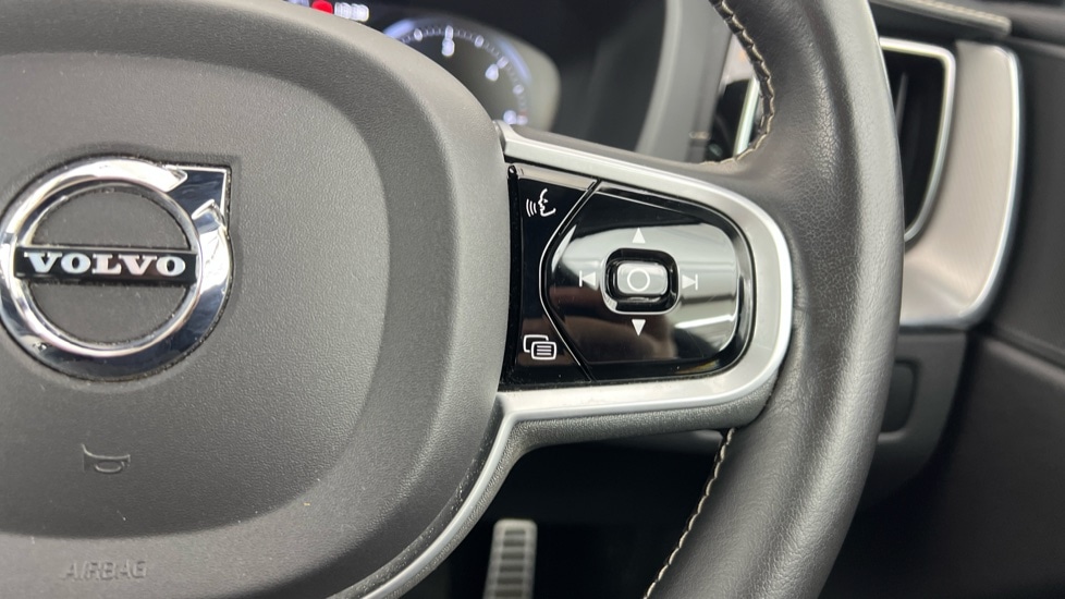 Used Volvo XC60 2021 for sale - 76180205: Photo 22