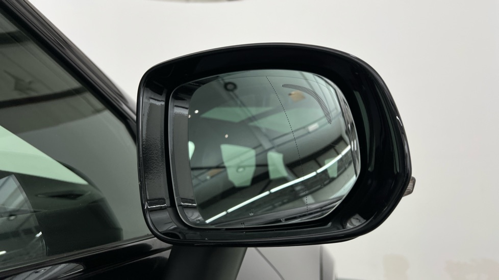 Used Volvo XC60 2021 for sale - 76180205: Photo 32