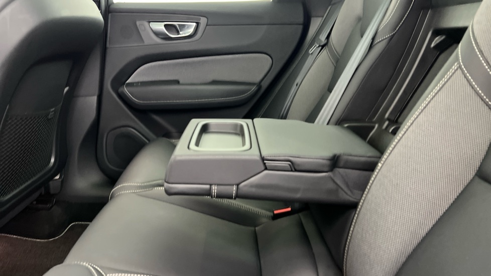 Used Volvo XC60 2021 for sale - 76180205: Photo 34
