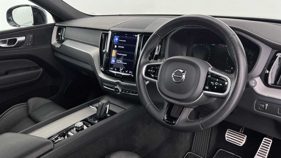 Used Volvo XC60 2021 for sale - 76180205: Photo 4