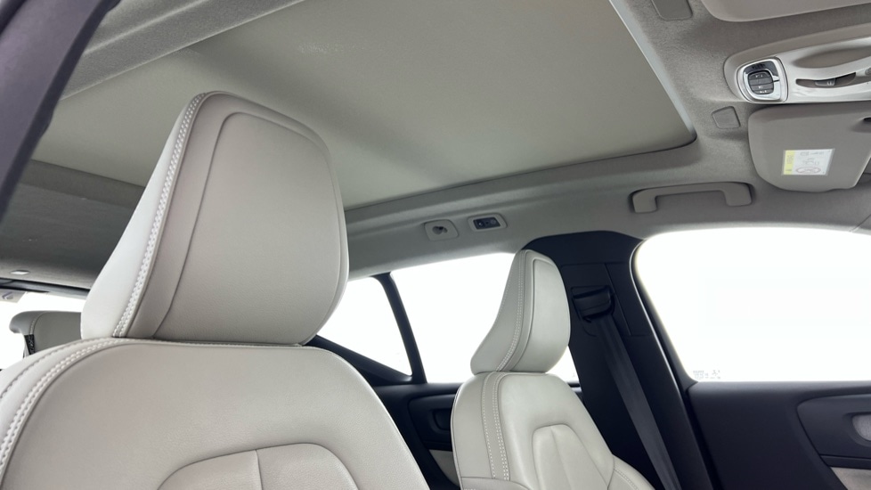 Used Volvo XC40 2021 for sale - 77690793: Photo 31