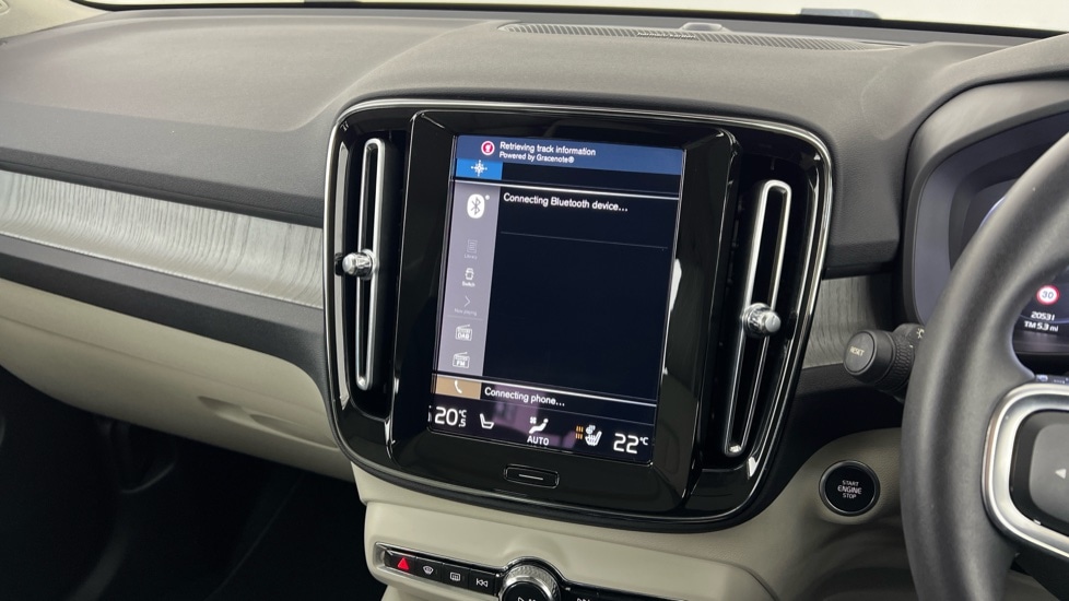 Used Volvo XC40 2021 for sale - 77690793: Photo 43