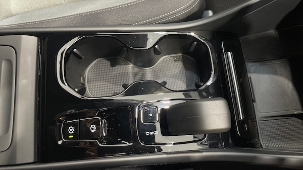 Used Volvo XC40 2023 for sale - 76196140: Photo 13