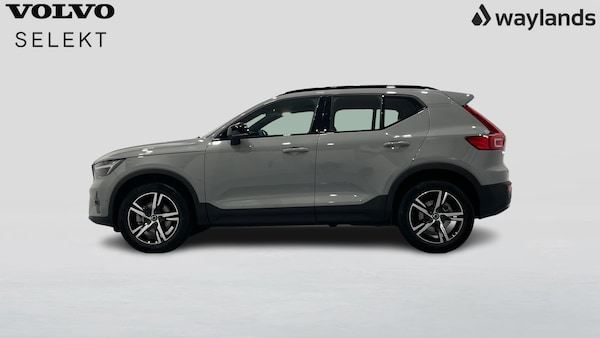 Used Volvo XC40 2023 for sale - 76196140: Photo 8