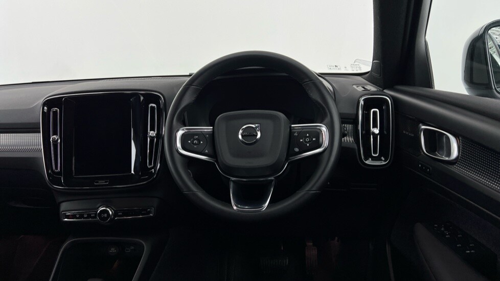 Used Volvo XC40 2024 for sale - 77673808: Photo 10