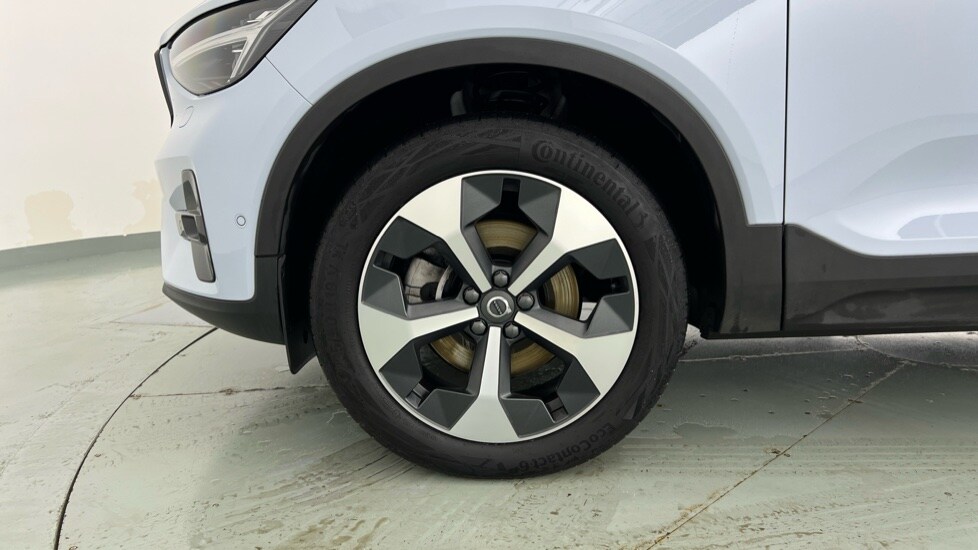 Used Volvo XC40 2024 for sale - 77673808: Photo 61