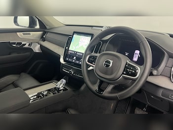 Used Volvo XC90 2025 for sale - 77634669: Photo