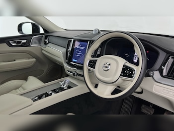 Used Volvo XC60 2025 for sale - 76881690: Photo