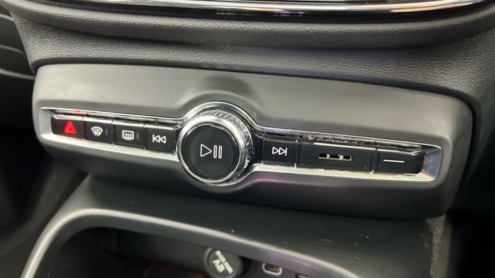 Used Volvo XC40 2022 for sale - 77067877: Photo 51