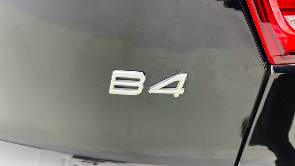 Used Volvo XC40 2022 for sale - 77067877: Photo 56