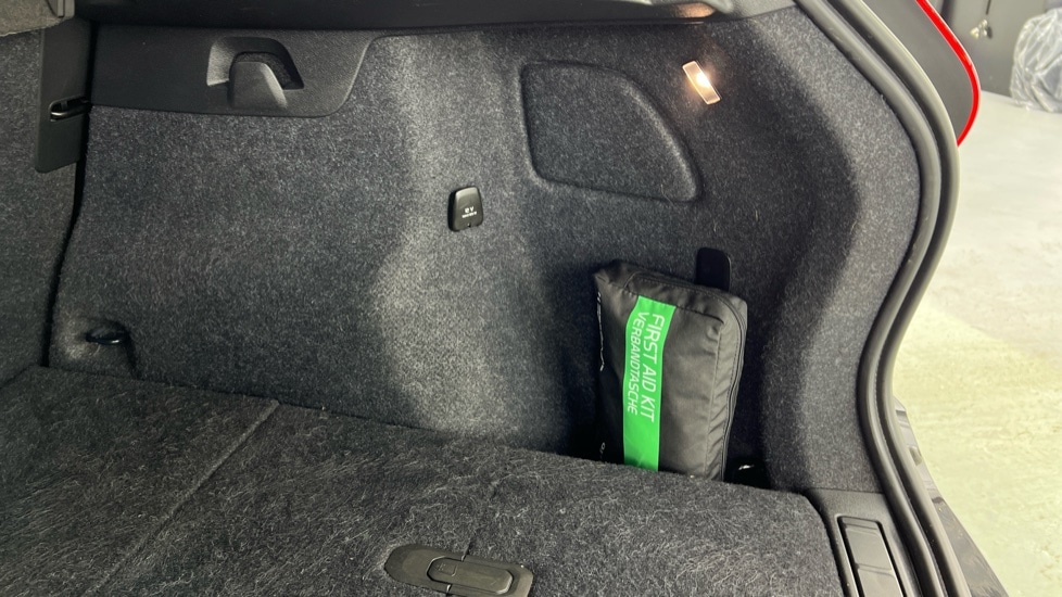 Used Volvo XC40 2022 for sale - 77067877: Photo 58