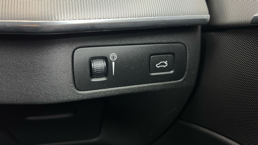 Vehicle 44