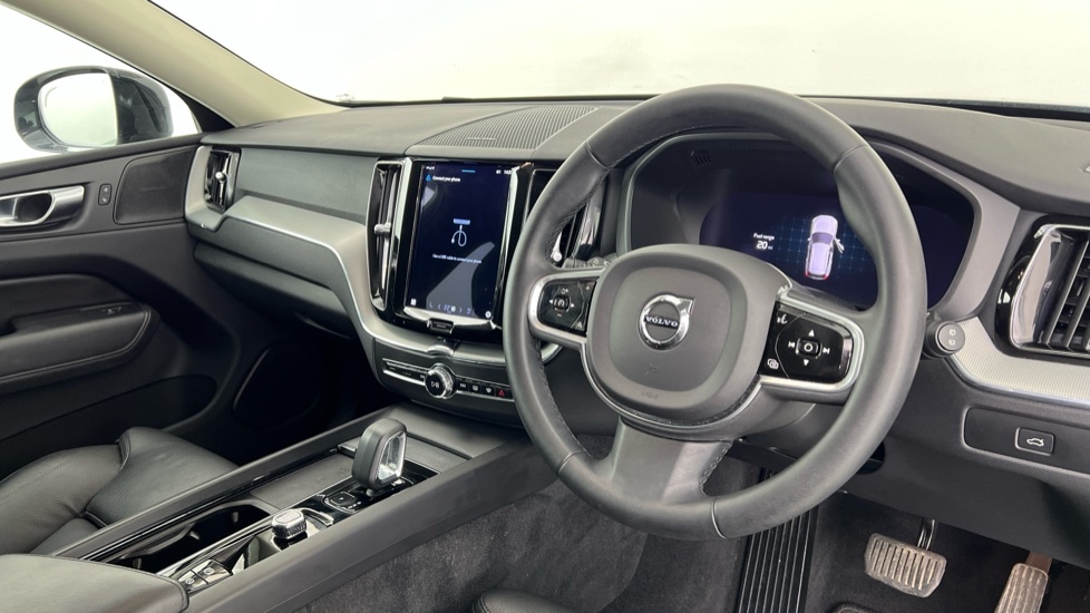 Used Volvo XC60 2022 for sale - 76191002: Photo 4