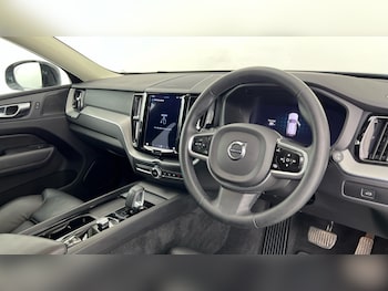 Used Volvo XC60 2022 for sale - 76191002: Photo 4