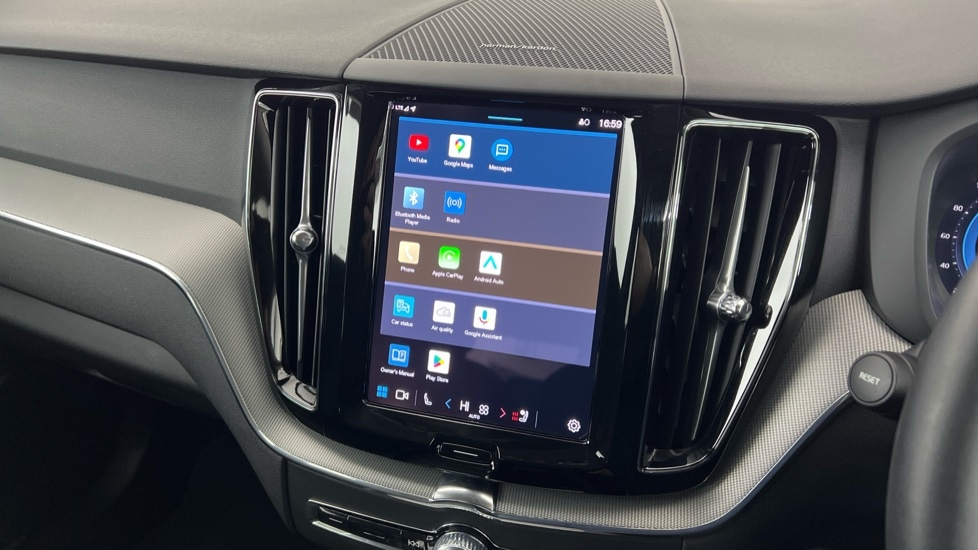 Used Volvo XC60 2025 for sale - 77235537: Photo 12