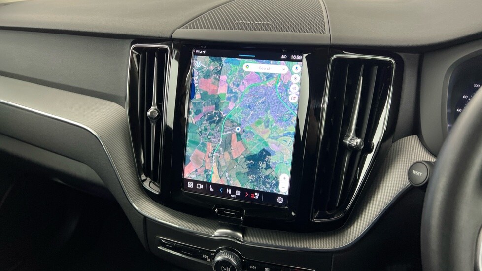 Used Volvo XC60 2025 for sale - 77235537: Photo 18