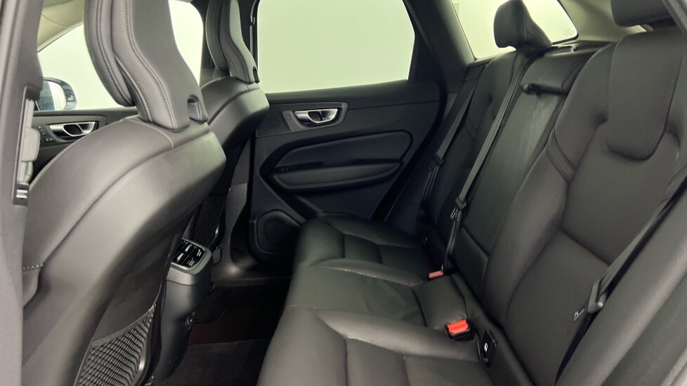 Used Volvo XC60 2025 for sale - 77235537: Photo 33
