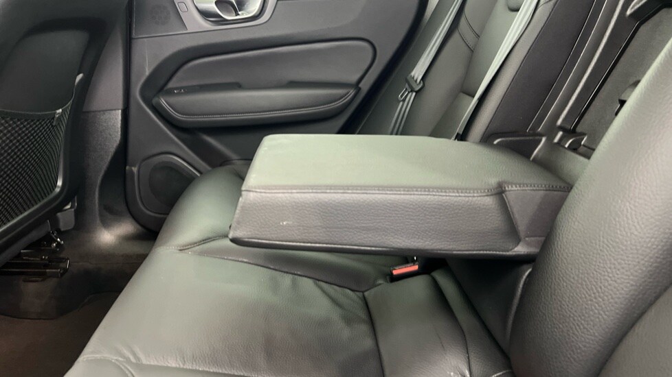 Used Volvo XC60 2025 for sale - 77235537: Photo 34