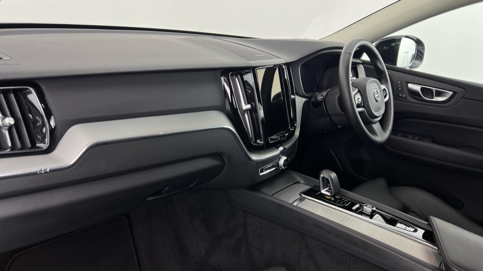 Used Volvo XC60 2025 for sale - 77235537: Photo 57