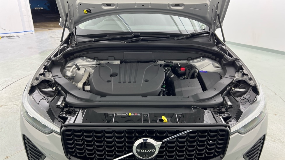 Used Volvo XC60 2025 for sale - 77235537: Photo 65