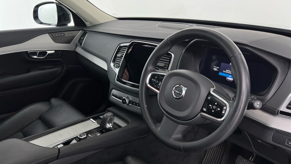 Used Volvo XC90 2022 for sale - 76007640: Photo 4