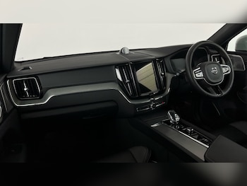 Used Volvo XC60 2024 for sale - 75984670: Photo