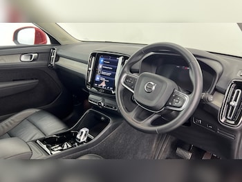 Used Volvo XC40 2021 for sale - 77893980: Photo