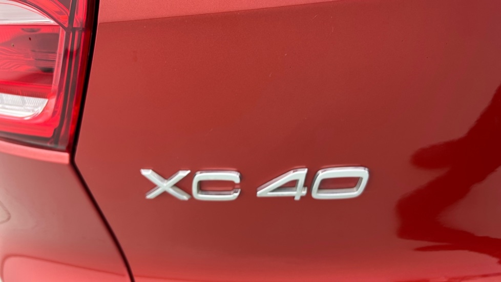 Used Volvo XC40 2021 for sale - 77893980: Photo 55