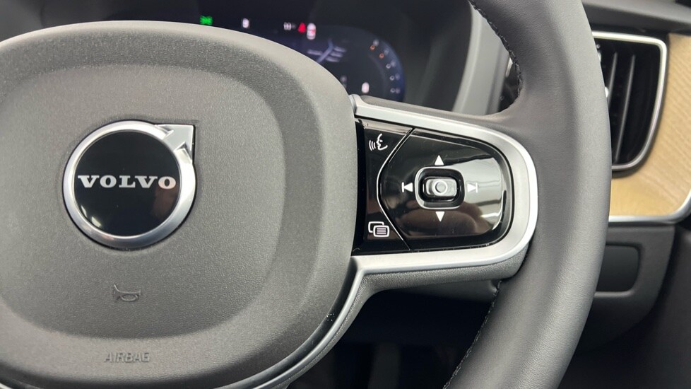 Used Volvo XC60 2025 for sale - 77178216: Photo 22
