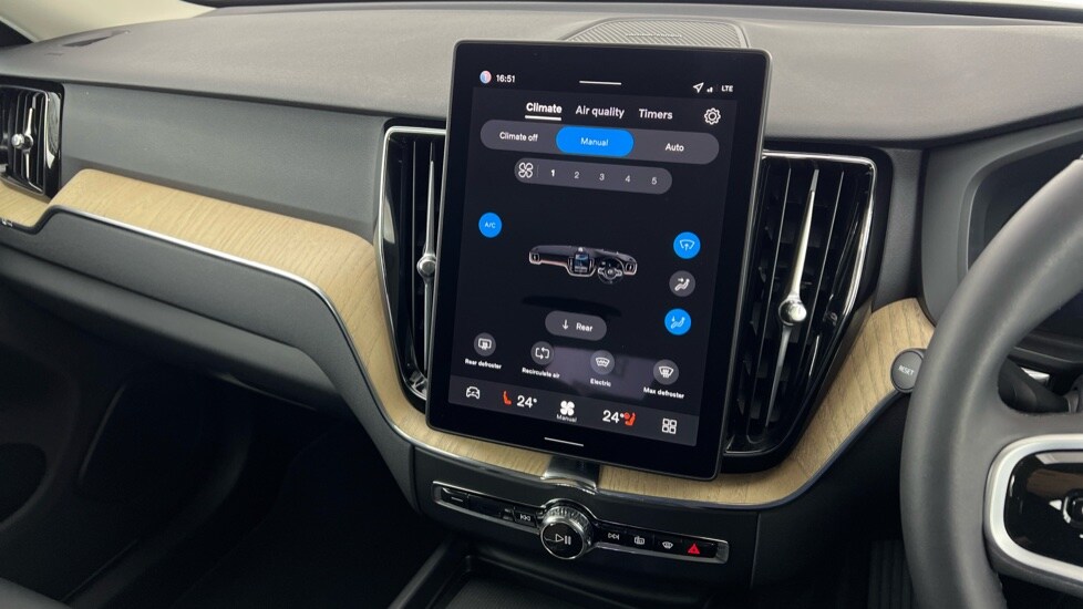 Used Volvo XC60 2025 for sale - 77178216: Photo 47