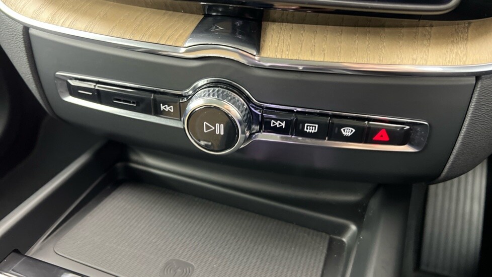 Used Volvo XC60 2025 for sale - 77178216: Photo 50