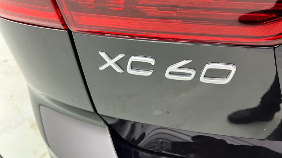Used Volvo XC60 2025 for sale - 77178216: Photo 55