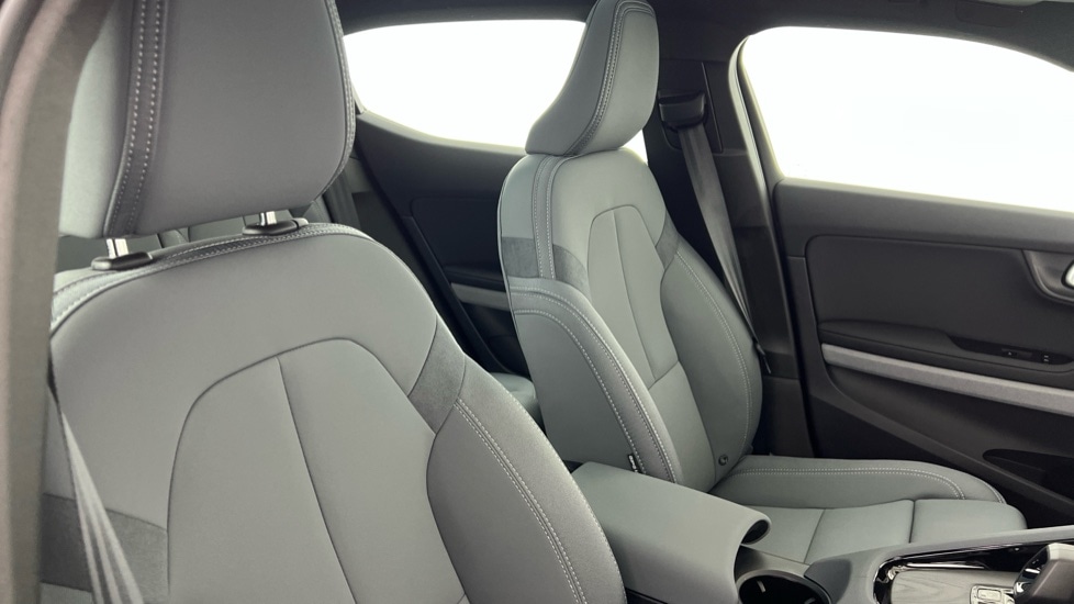 Used Polestar Polestar 2 2025 for sale - 77158000: Photo 18