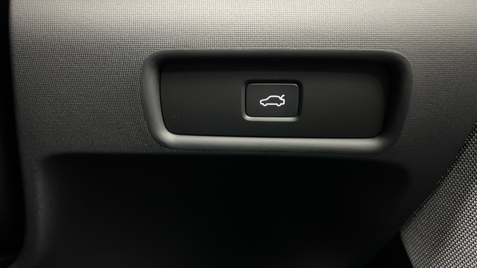 Used Polestar Polestar 2 2025 for sale - 77158000: Photo 59