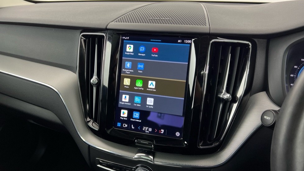 Used Volvo XC60 2023 for sale - 76738194: Photo 12