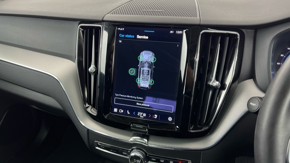 Used Volvo XC60 2023 for sale - 76738194: Photo 14