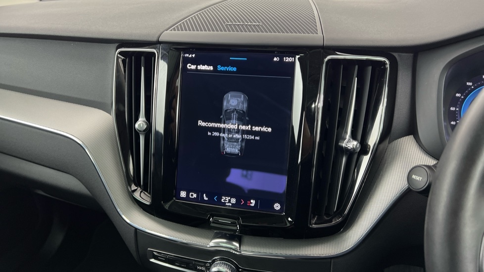 Used Volvo XC60 2023 for sale - 76738194: Photo 15