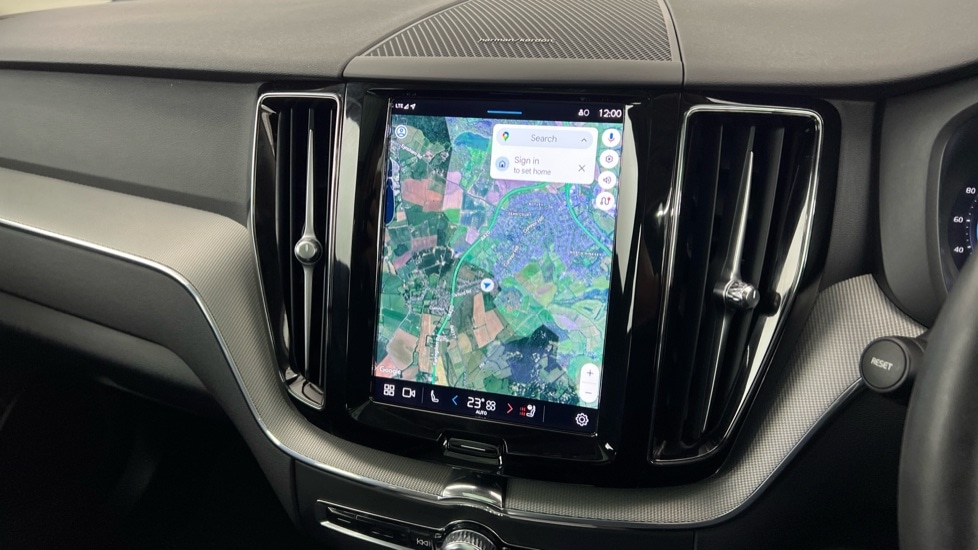 Used Volvo XC60 2023 for sale - 76738194: Photo 18