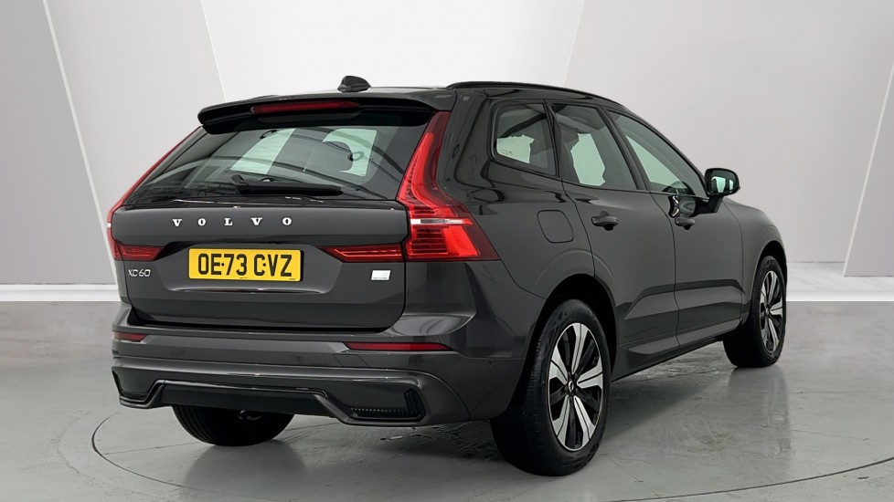 Used Volvo XC60 2023 for sale - 76738194: Photo 2