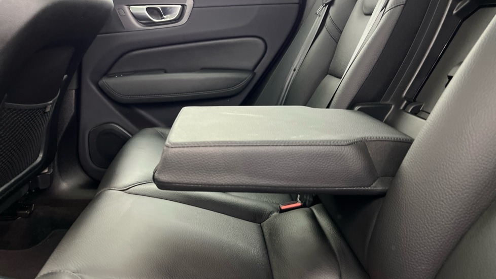 Used Volvo XC60 2023 for sale - 76738194: Photo 34