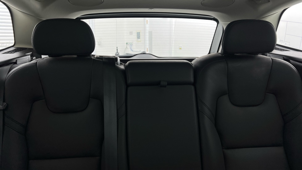 Used Volvo XC60 2023 for sale - 76738194: Photo 36