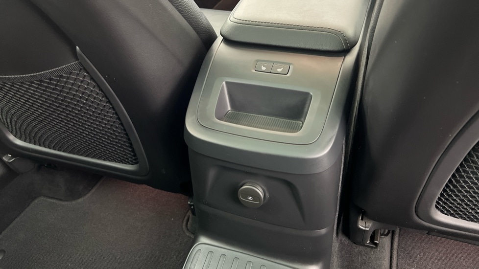 Used Volvo XC60 2023 for sale - 76738194: Photo 41