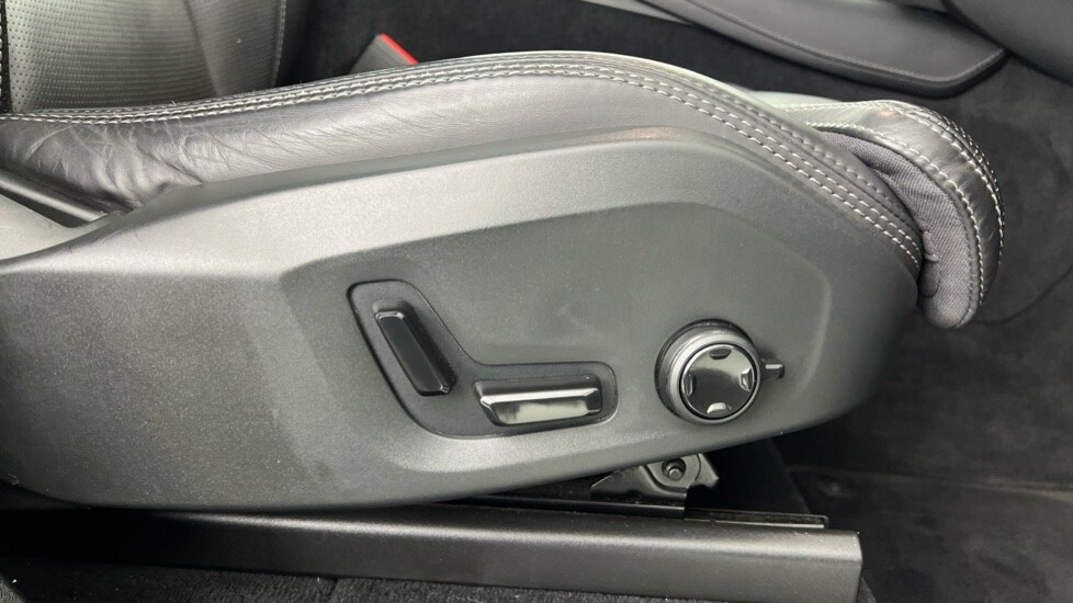 Used Volvo XC90 2023 for sale - 77818917: Photo 30